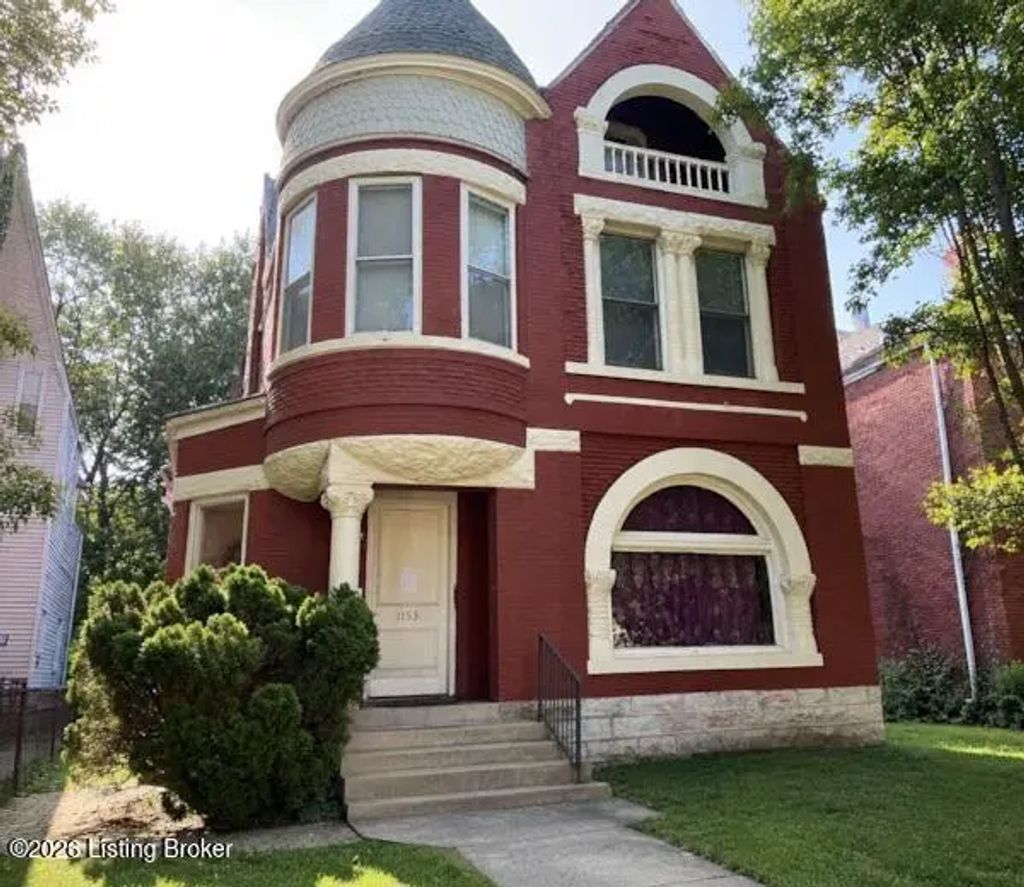 1153 S 1st St, Louisville