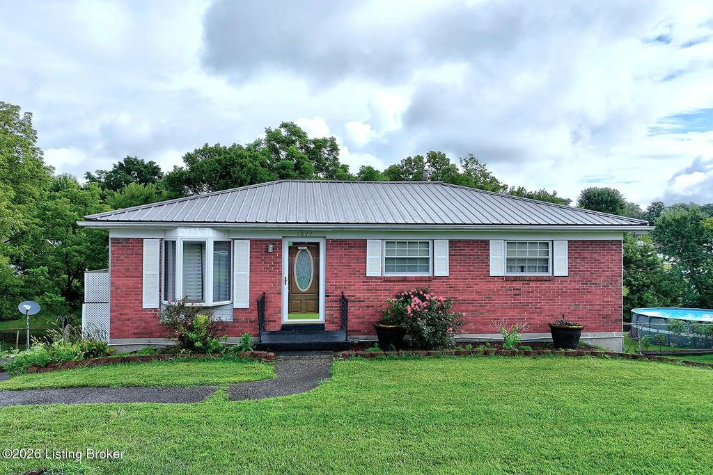 1077 Dotland Cir, Shelbyville