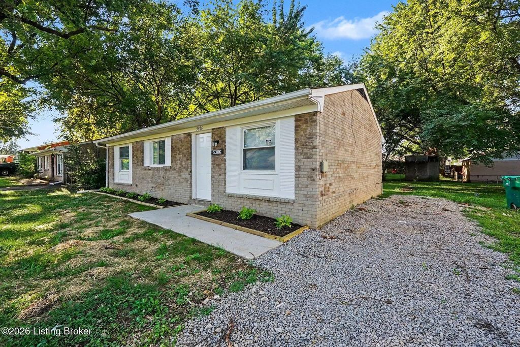5306 Regent Way, Louisville