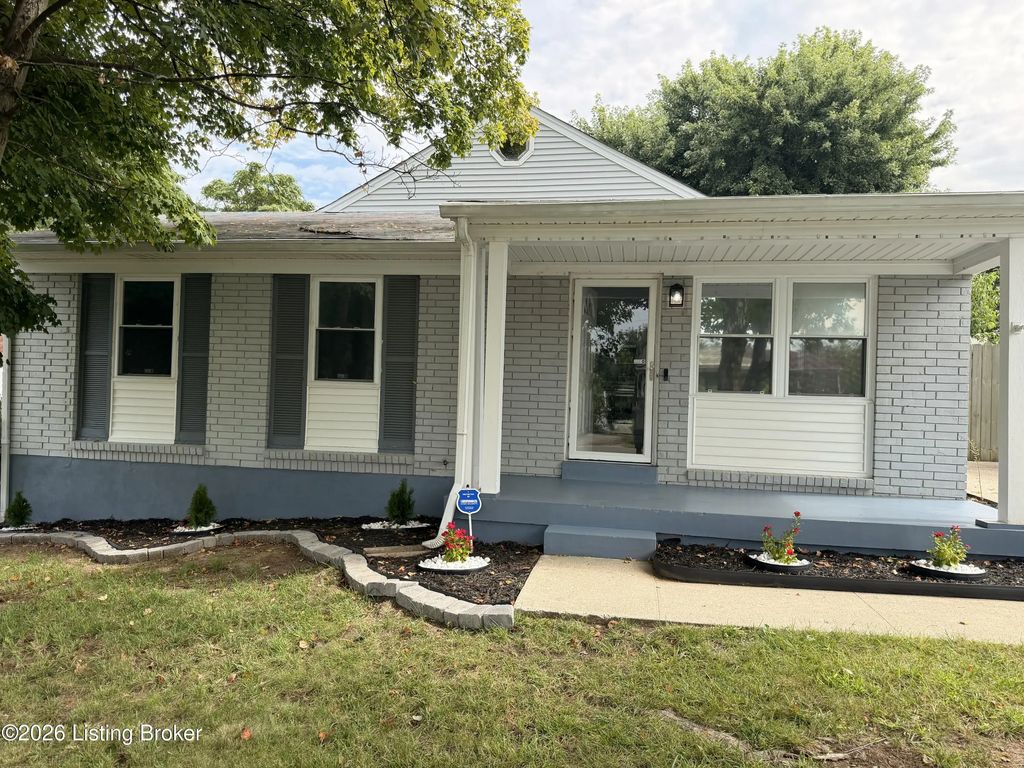 10107 Mcneely Lake Dr, Louisville