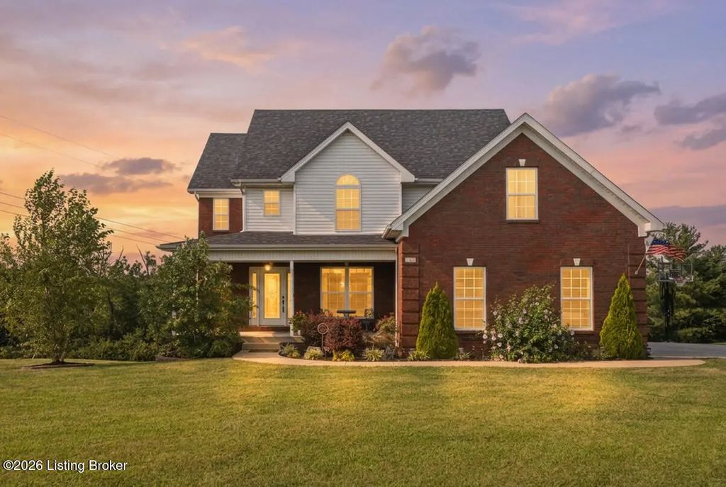 685 Lincoln Trace, Taylorsville