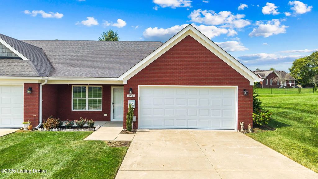 443 Woodlake Dr, Mt Washington