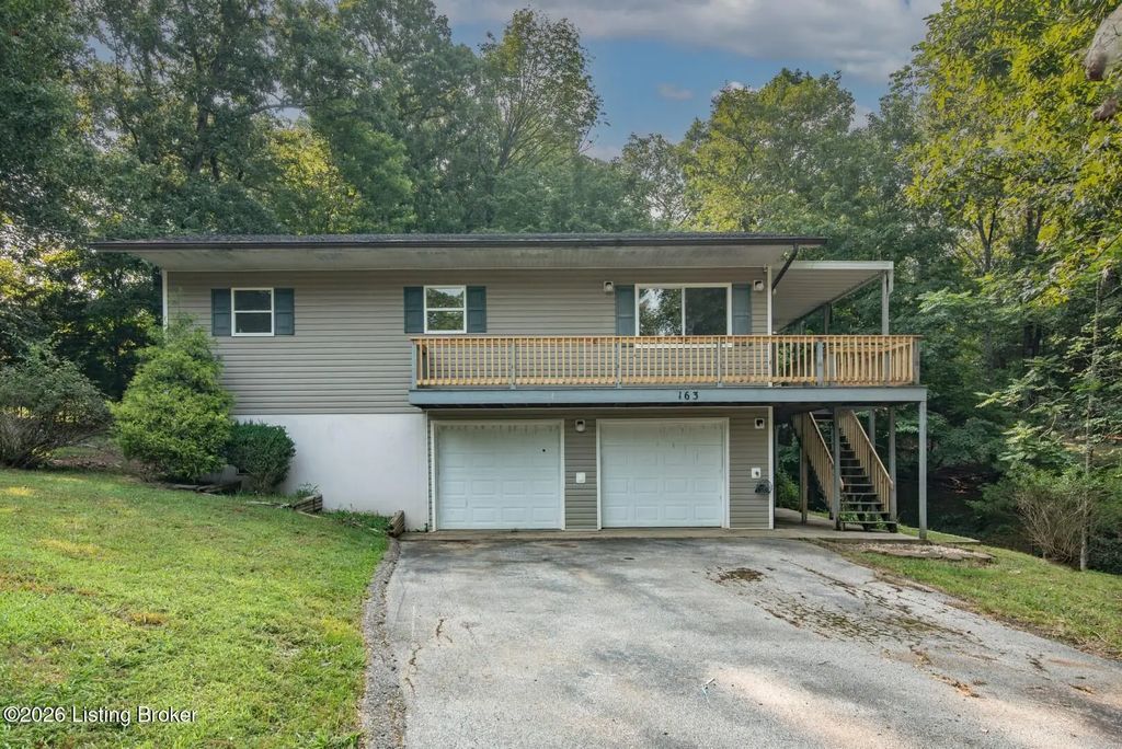 163 Wisteria Ln, Brandenburg