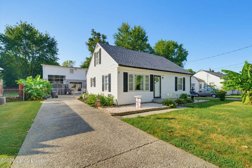 1102 Lone Oak Ave, Louisville