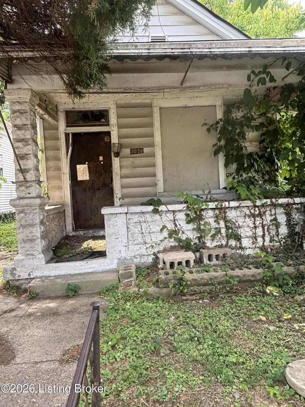 3038 Greenwood Ave, Louisville