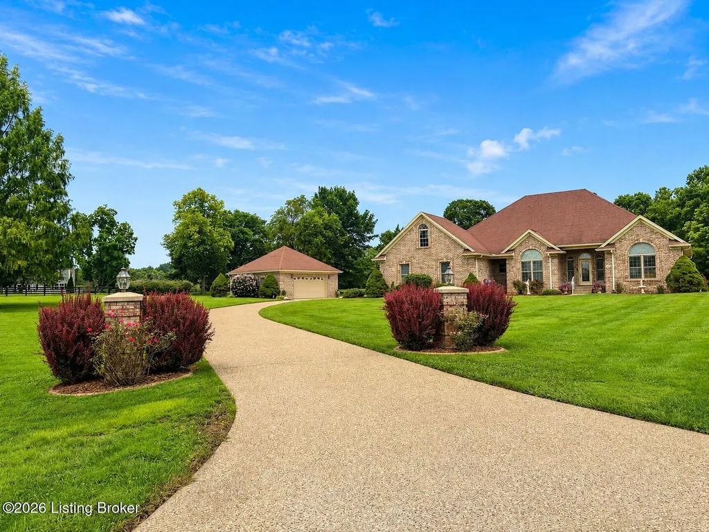 15815 Crystal Valley Way, Louisville
