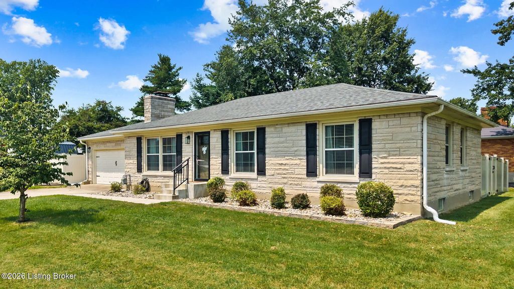 10001 Northridge Ct, Louisville
