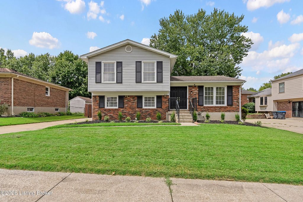 8308 Daverman Dr, Louisville