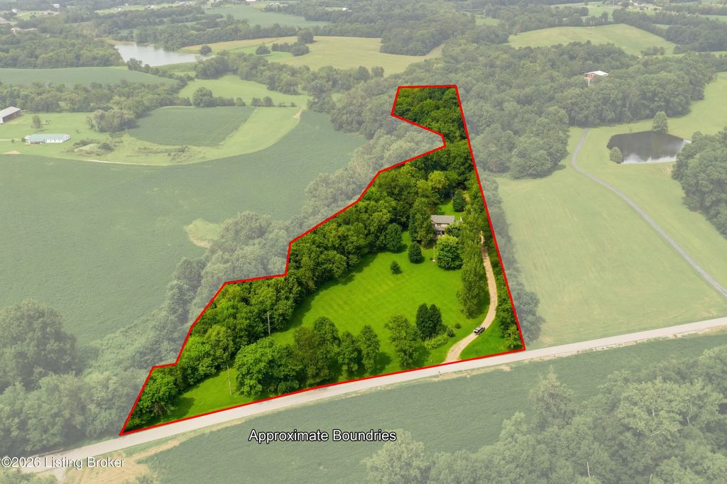 4996 Clark Station Rd, Finchville