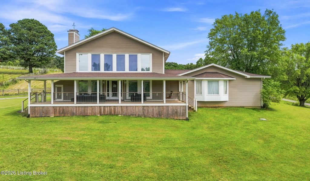 205 Blue Chip Farm Rd, Leitchfield
