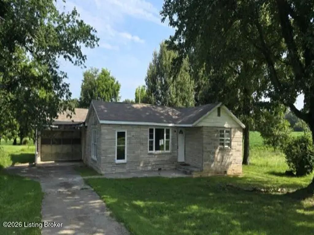 7015 Clinton Rd, Paducah