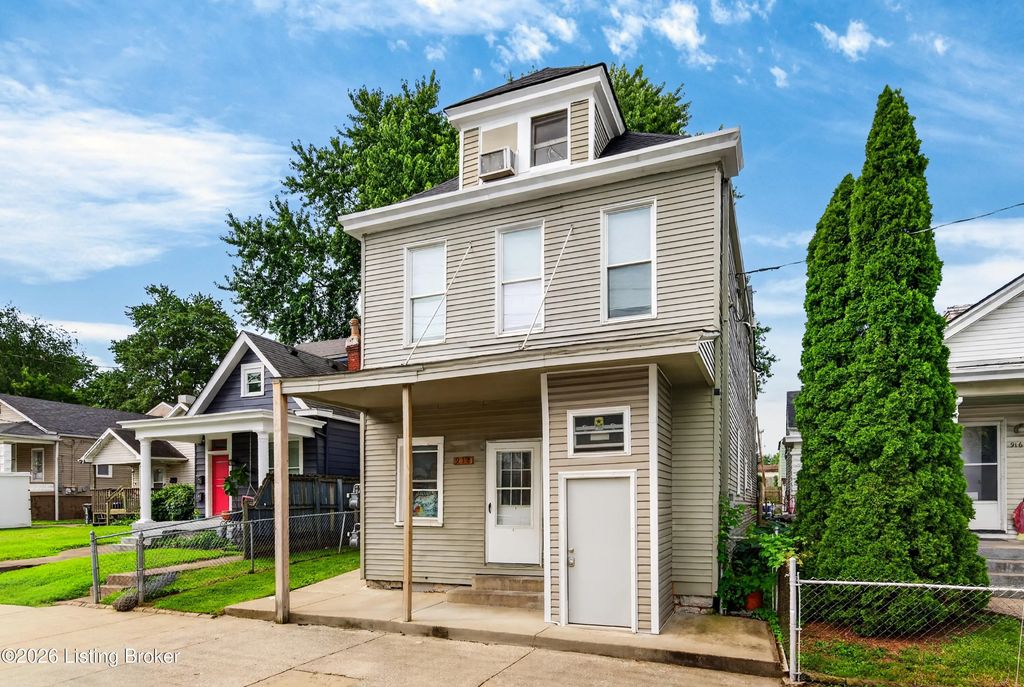 918 Ash St, Louisville