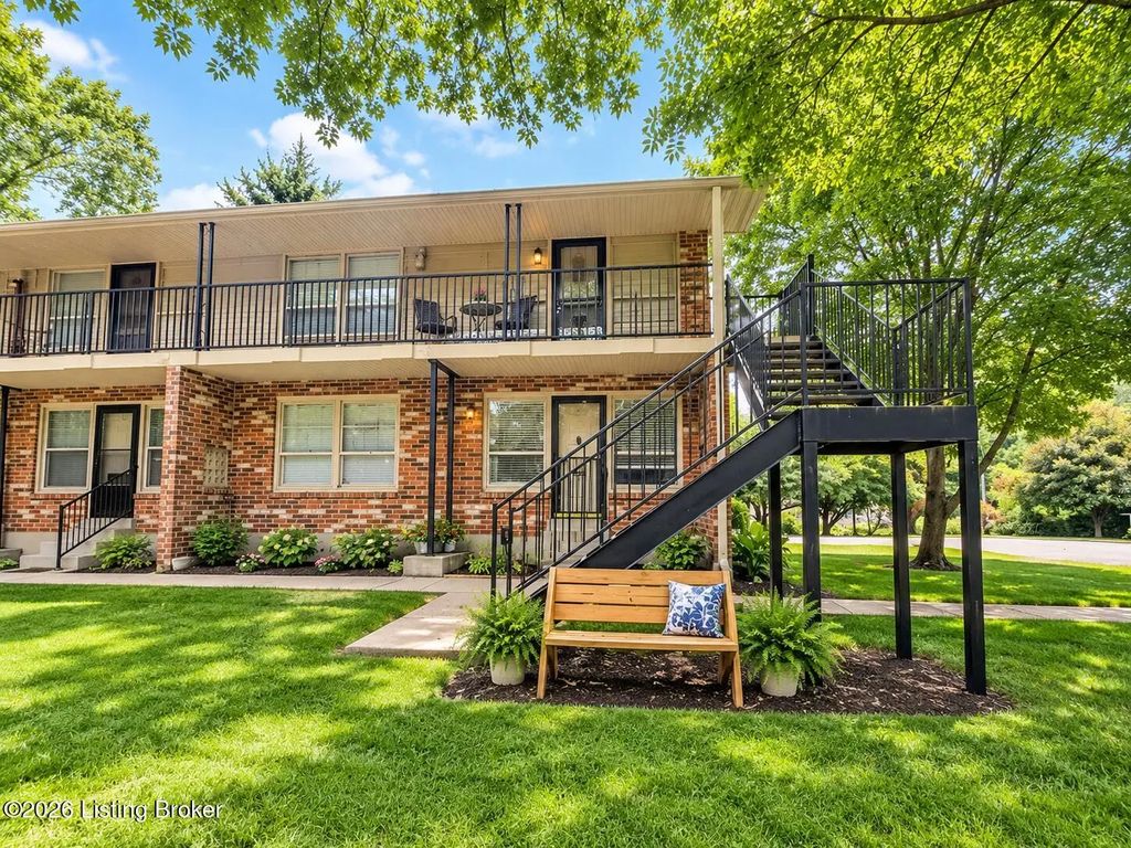 3501 Paragon Ct Unit 30, Louisville