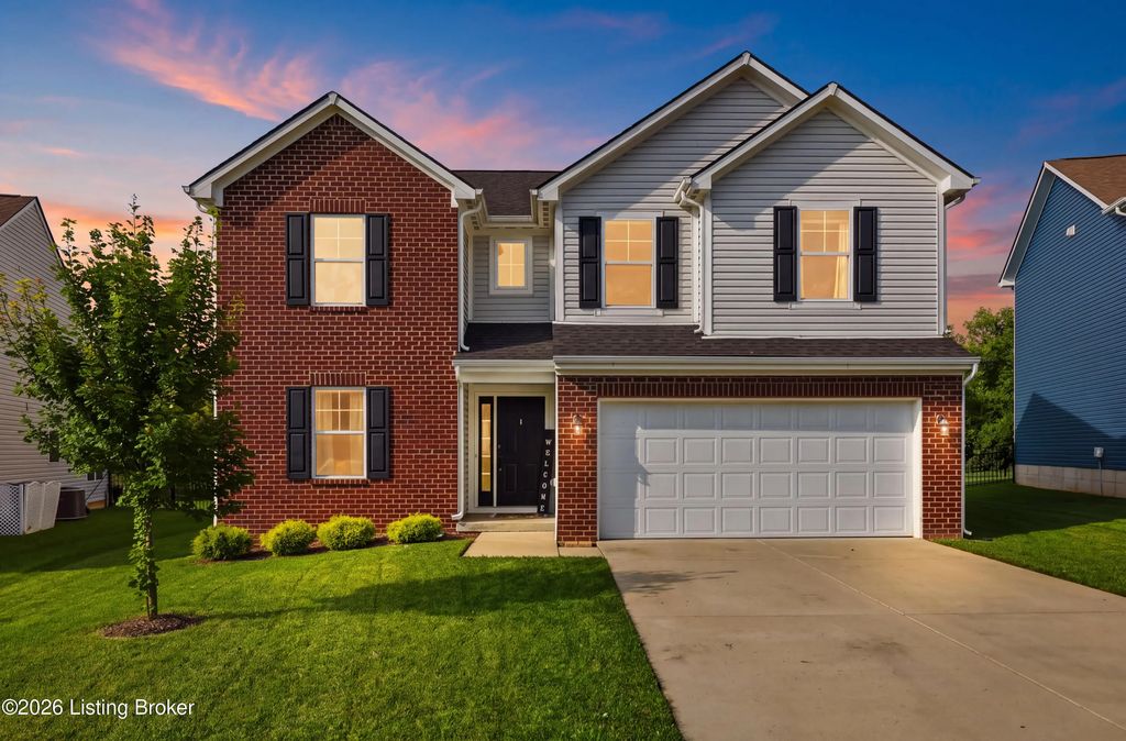 2093 Carnegie Dr, Shelbyville