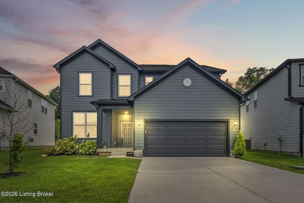 4625 Golden Eagle Dr, Louisville