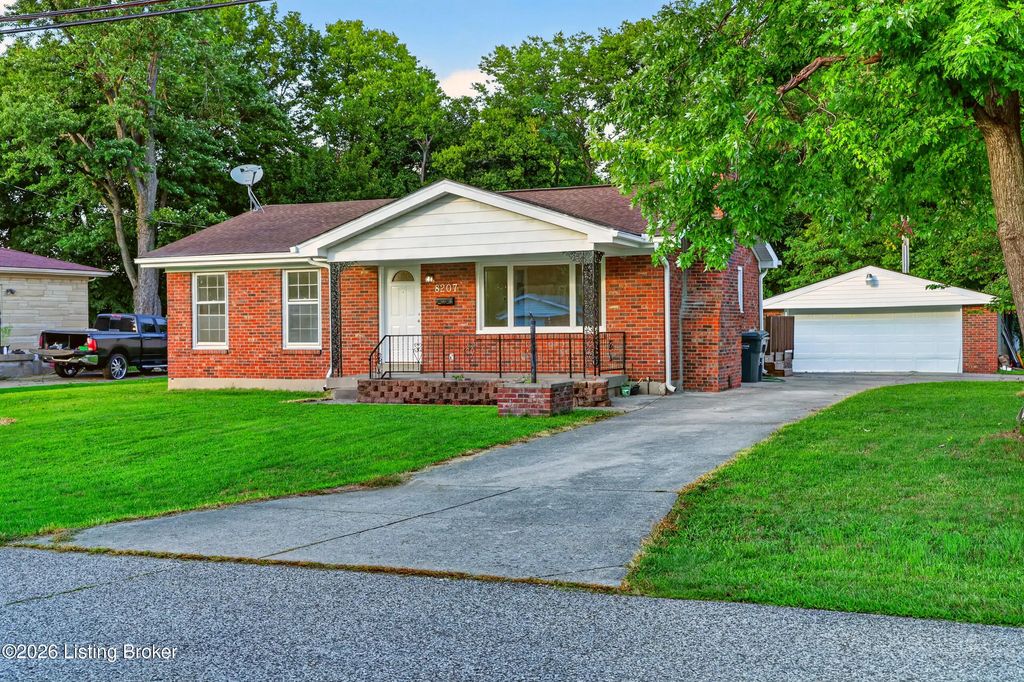 8207 Linda Rd, Louisville