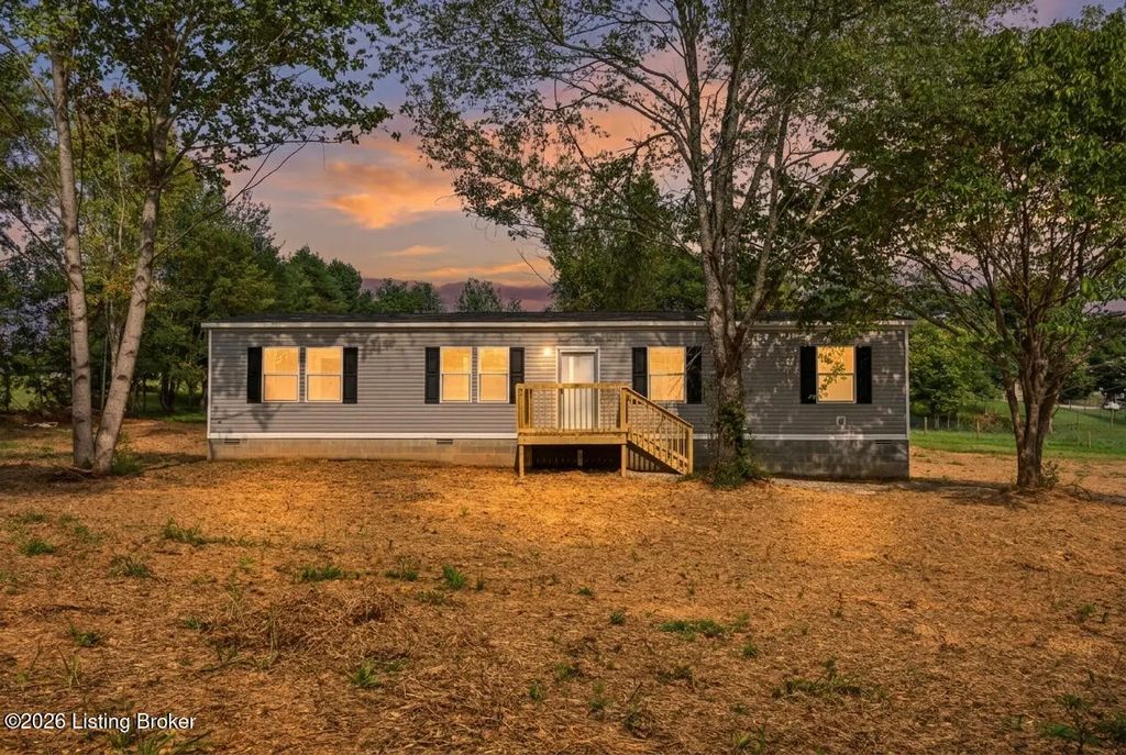 2437 Fallen Timber Rd, Campbellsville