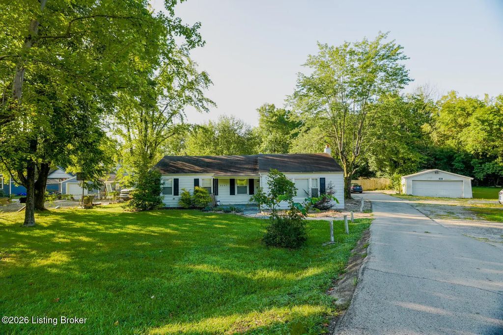 9107 3rd Street Rd, Louisville
