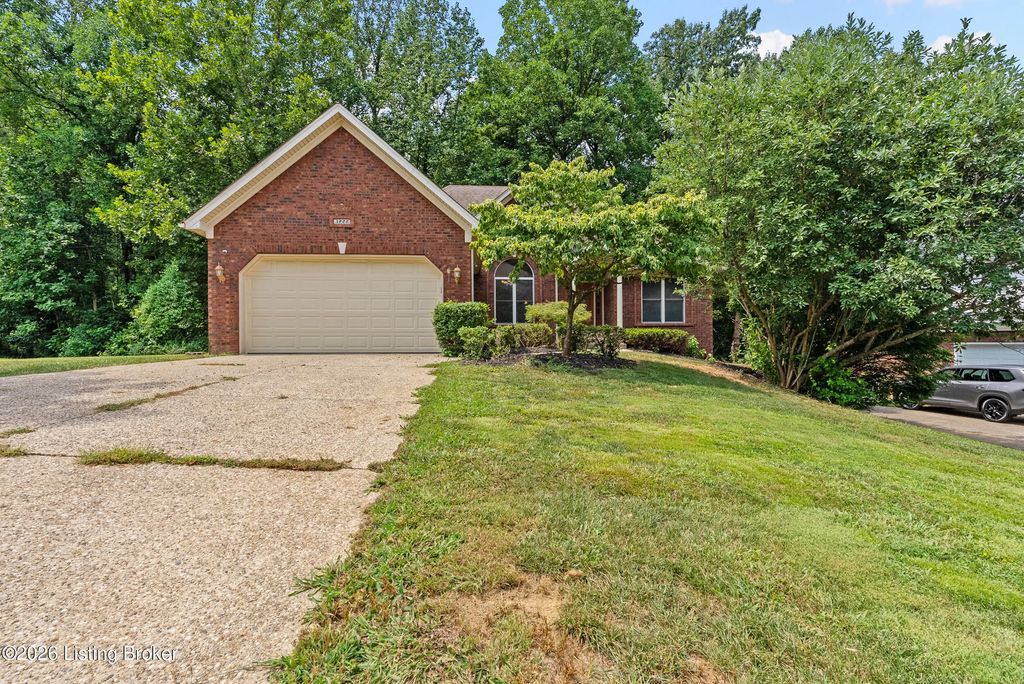 3222 Rolling Oak Blvd, Louisville