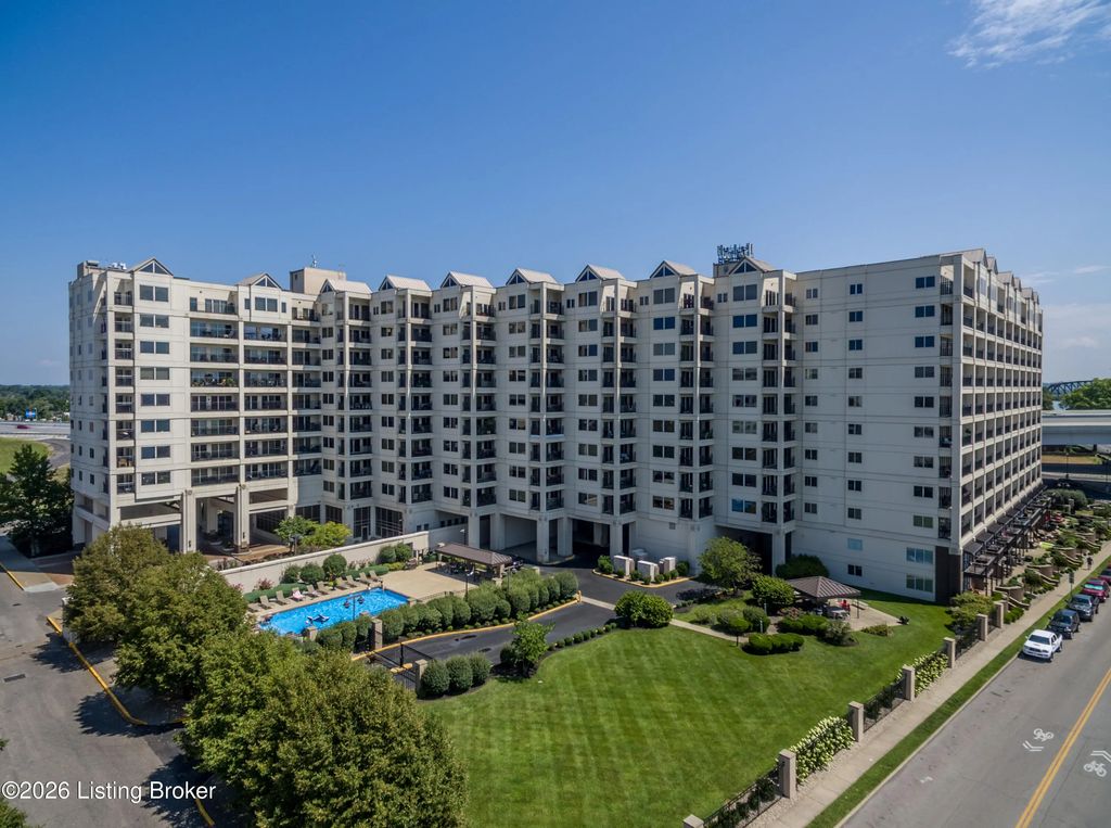 1 Riverpointe Plaza Apt 517, Jeffersonville