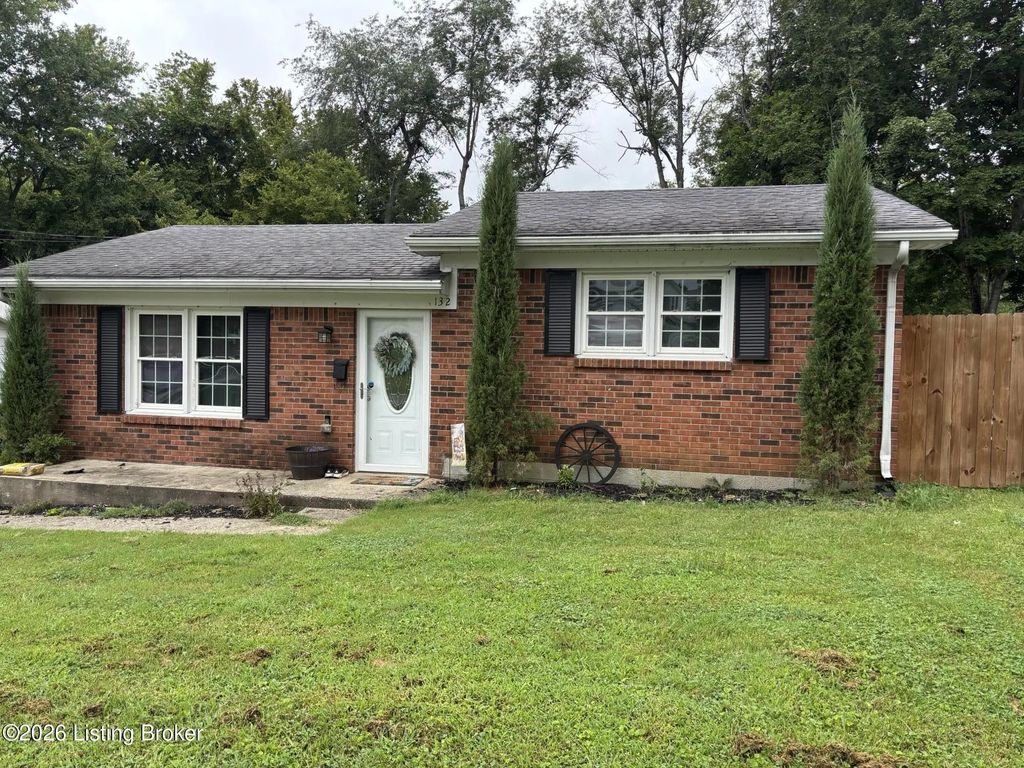 132 N Summit Ave, Hodgenville
