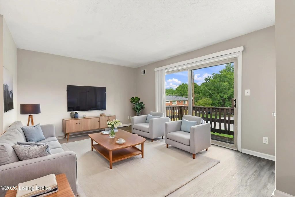 2707 Riedling Dr A3, Louisville