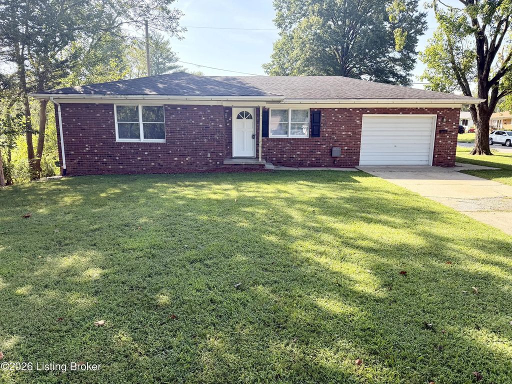 234 Millview Dr, Sellersburg