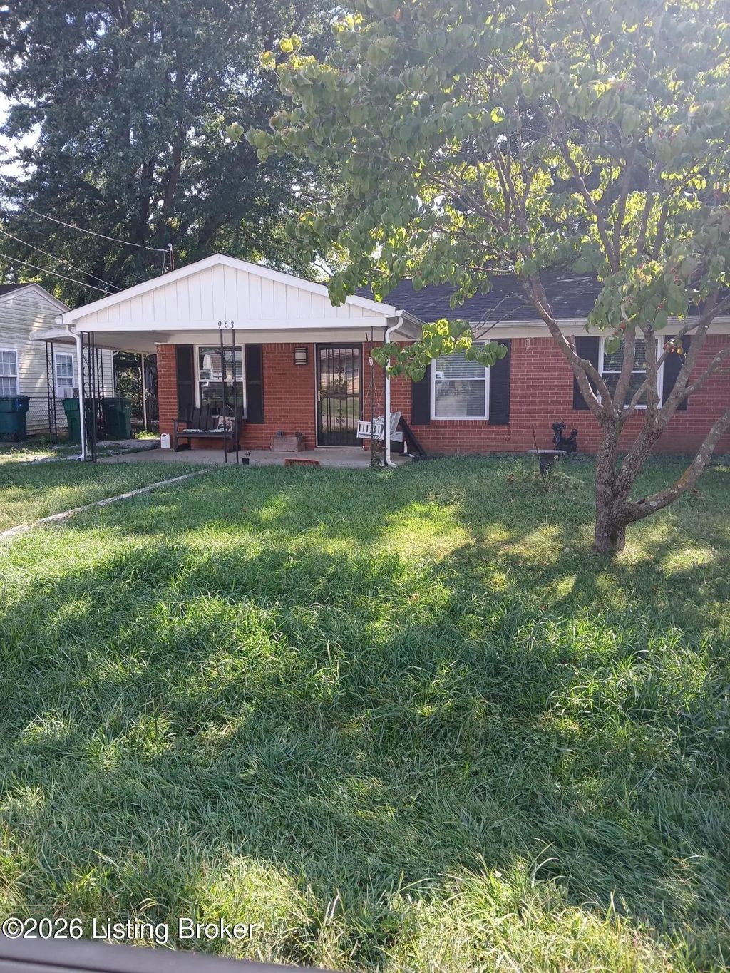 963 Hillview Blvd, Louisville