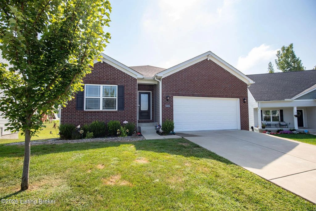 10405 Cedar Meadows Ct, Louisville