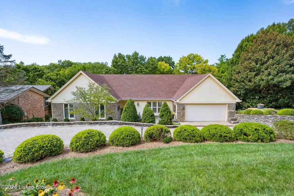 1138 Rostrevor Cir, Louisville