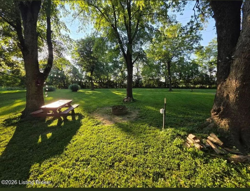 15 Riverport Rd, Shepherdsville