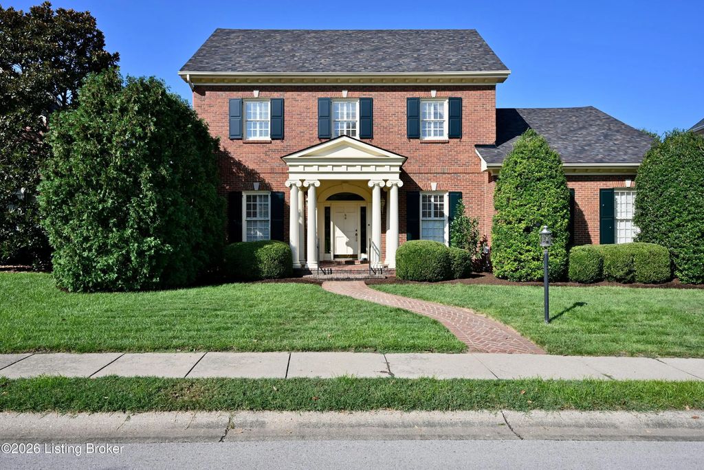 206 Coralberry Rd, Louisville