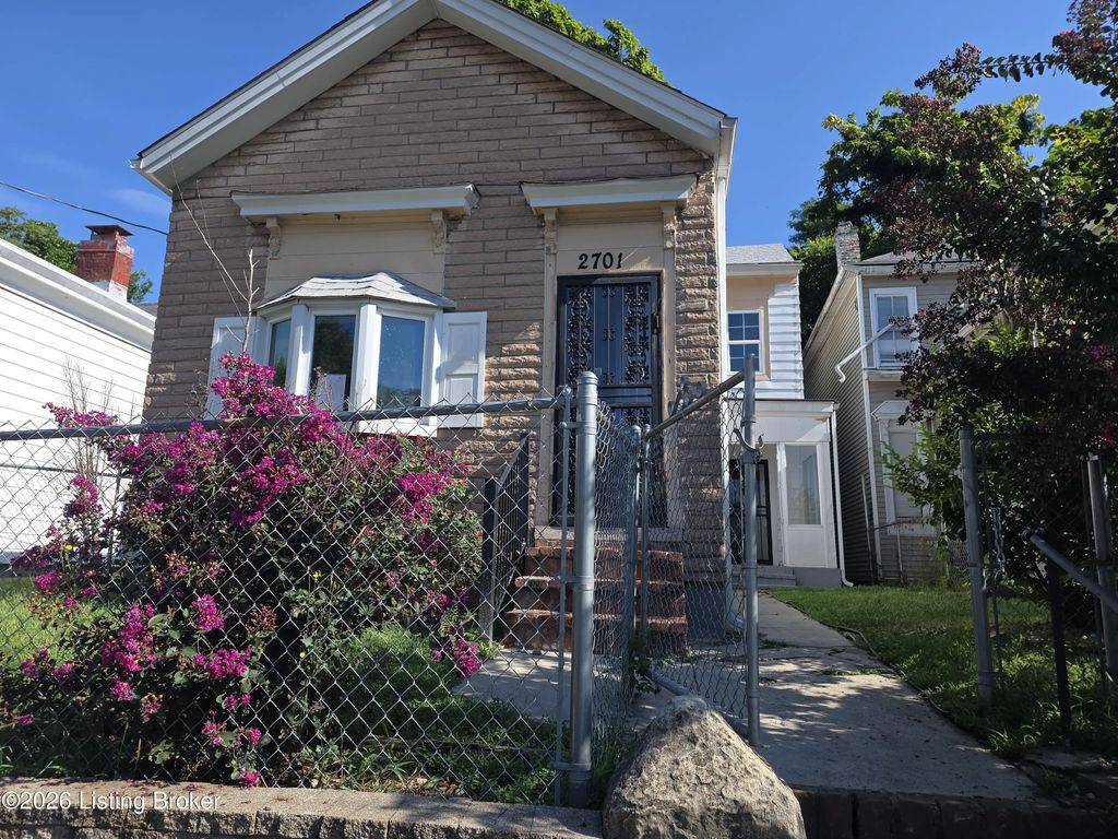 2701 W Madison St, Louisville