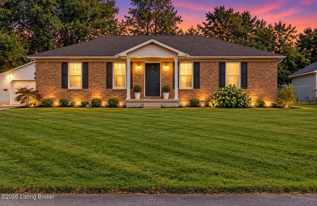 1028 Woodside Dr, Bardstown