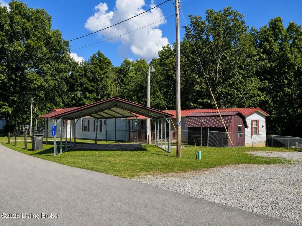 1017 Ambassador Shores Dr, Leitchfield