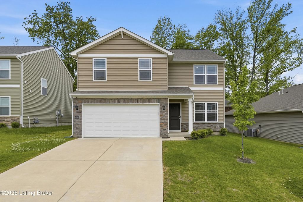 8990 Auburn Woods Rd, Louisville