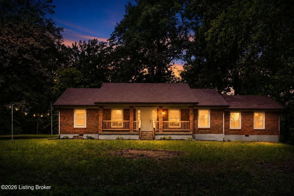 251 Colyer Ln, Shepherdsville