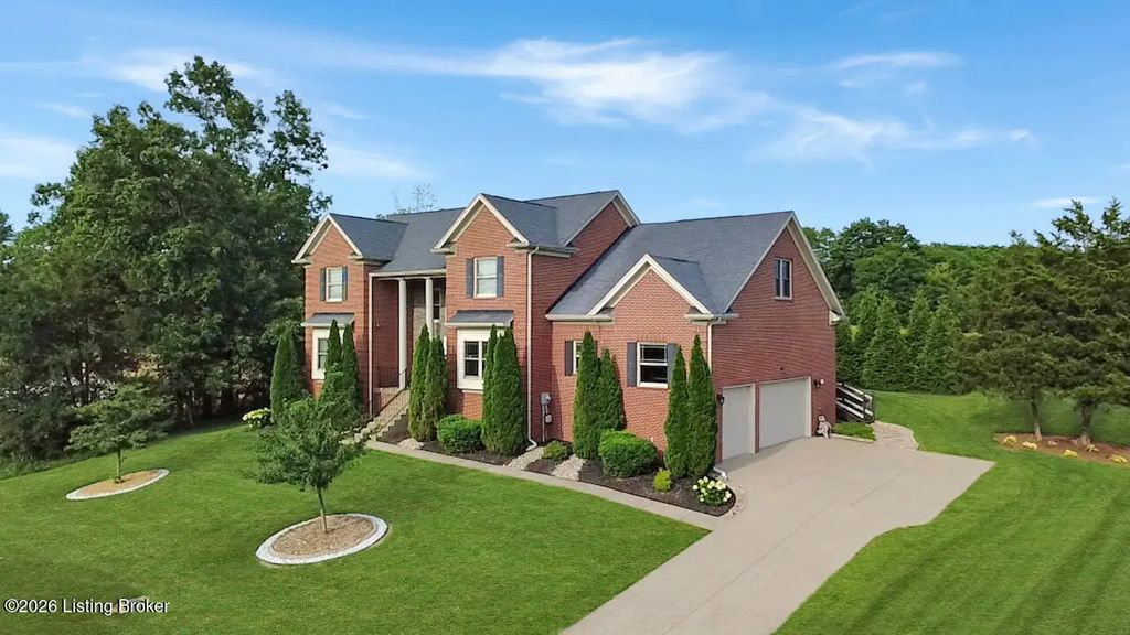 677 Oak Creek Dr, Mt Washington