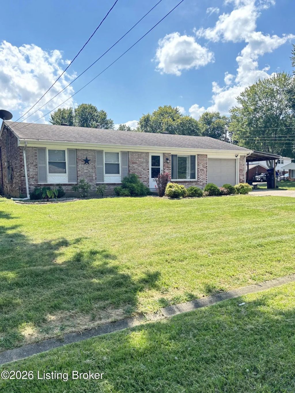 7610 Marie Anna Dr, Louisville