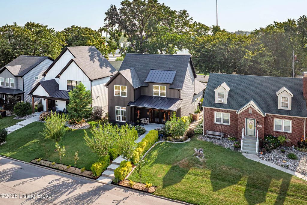 126 Sunset Ave, Clarksville