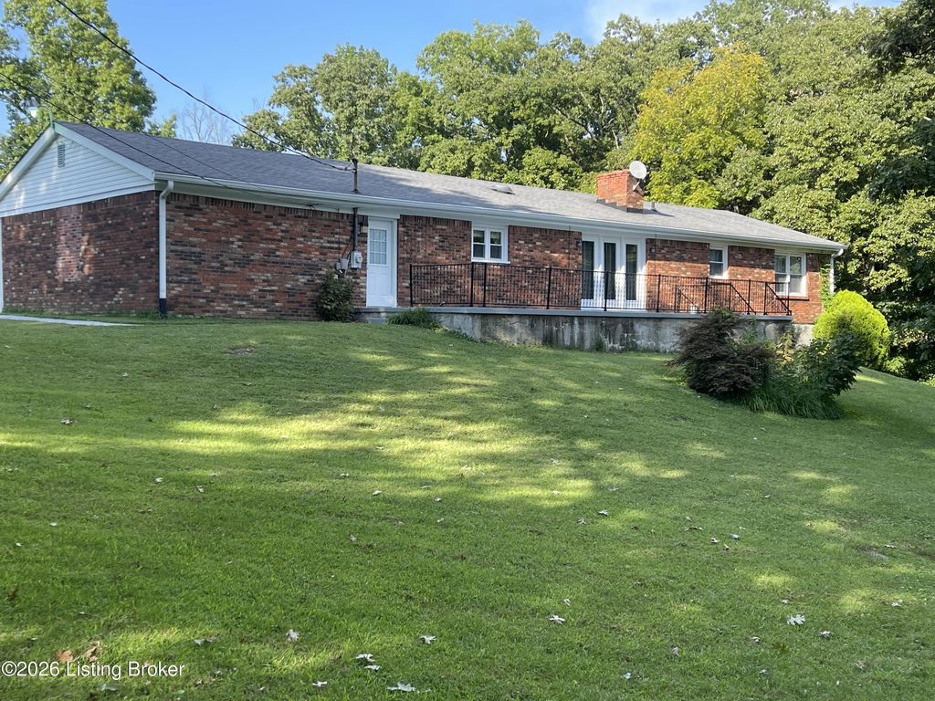 1022 Greenbriar Rd, Lawrenceburg