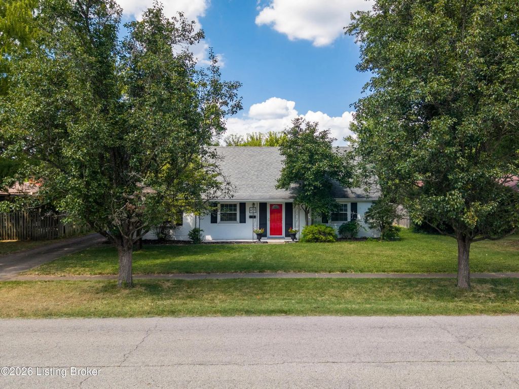 4311 Lynnbrook Dr, Louisville