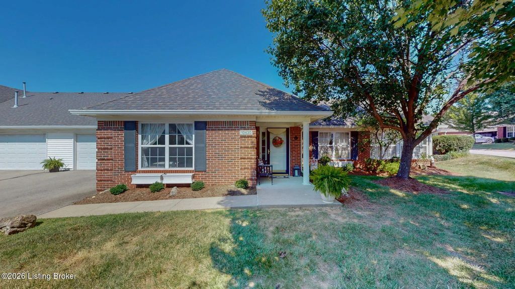 10430 Pine Glen Cir, Louisville