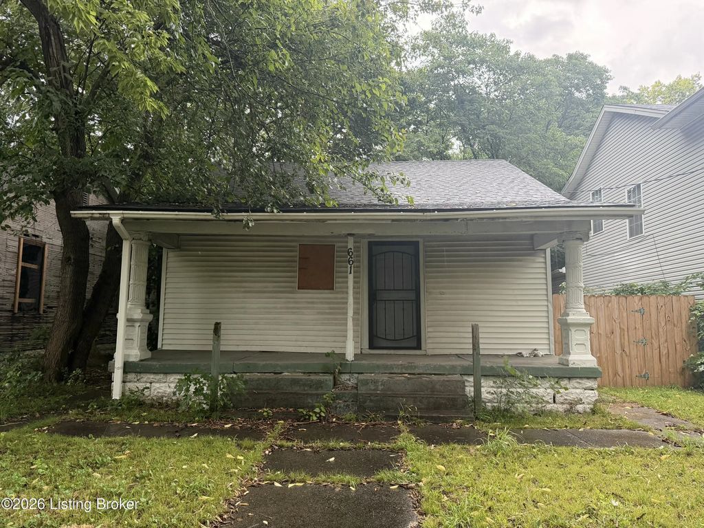 661 Hecks Ln, Louisville