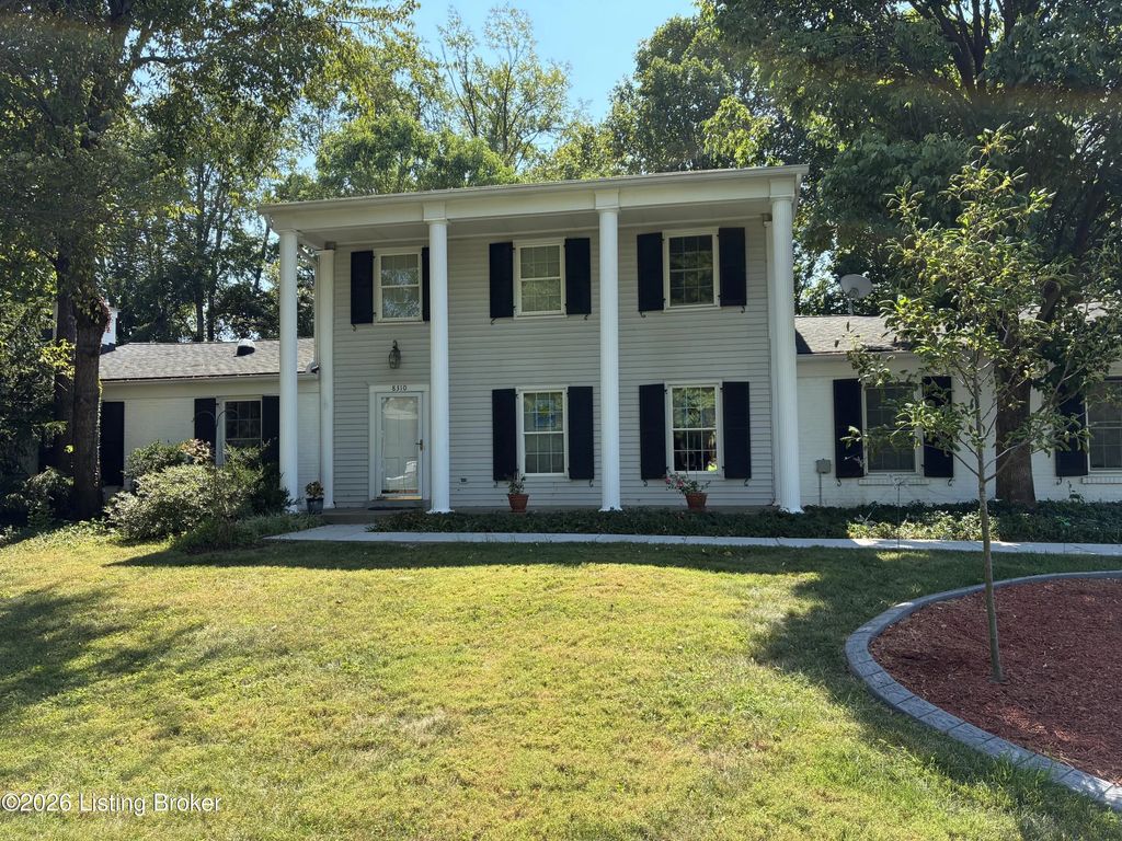 8310 Easton Ln, Louisville