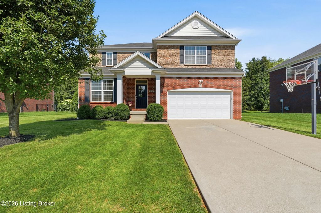 1107 Crossings Cove Ct, Louisville