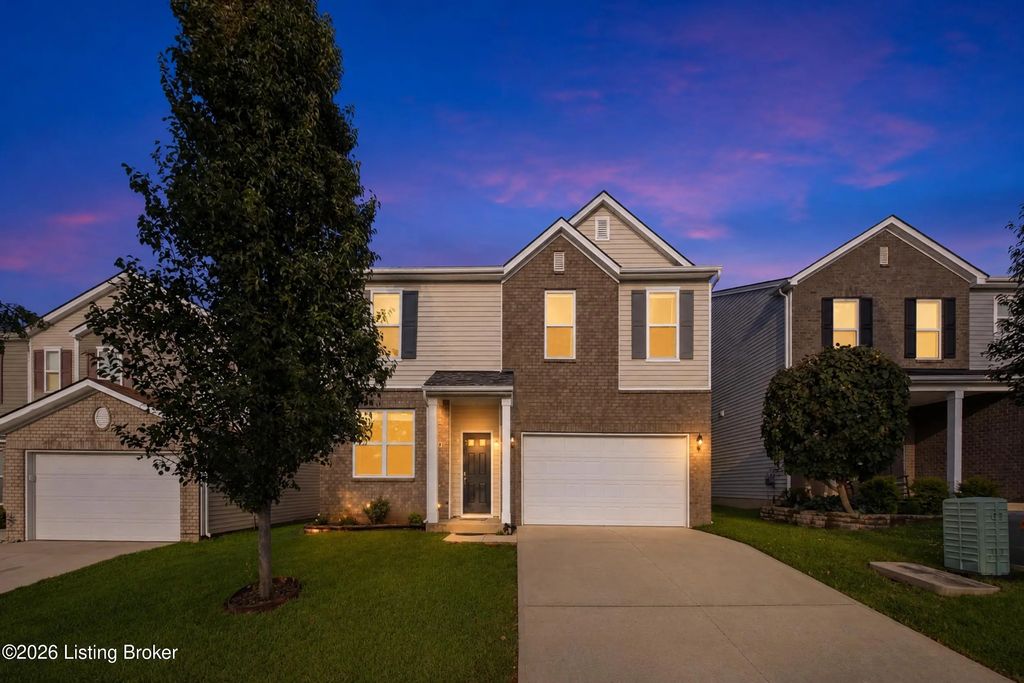 12103 Parkview Trace Dr, Louisville