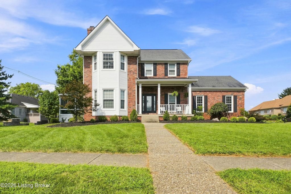 8606 Glenhope Dr, Louisville