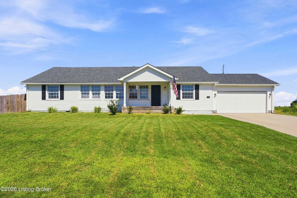 112 Hunters Ridge Dr, Eminence