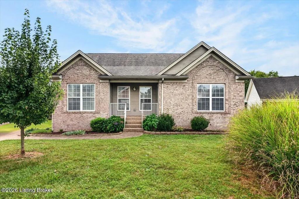 2038 Hearthside Cir, Shelbyville